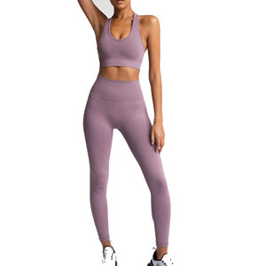 Conjunto de Yoga para Mujer de Alta Calidad, Diseño Único, Superventas - Product Image 1