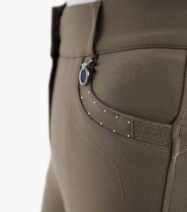 Pantalones de equitación premium para mujer, color topo, con patchwork, asiento completo, cintura alta, cierre de botones, bolsillos, transpirables y de secado rápido. - Product Image 6