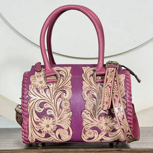 Bolso de Hombro de Cuero Genuino Artesanal de Moda con Grabado Floral Estilo Western, Bolso de Viaje Tipo Duffle para Vaqueras - Product Image 5
