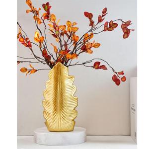 Florero de Metal de Diseño para Decoración del Hogar, Adorno Interior Sofisticado - Product Image 1