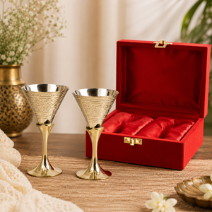 Petit verre à vin en laiton |   Gobelet doré artisanal pour mariage, restaurant, décoration de table et usage traditionnel - Product Image 6
