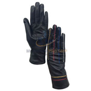 Gants de conduite fiables pour accessoires automobiles, conçus pour une maniabilité fluide et un confort optimal - Product Image 2