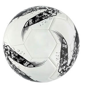 Nuevo Balón de Fútbol de Diseño Moderno con Colores Sólidos Personalizables, Resistente al Agua, Duradero, Fabricado en Fábrica, Venta al Por Mayor - Product Image 1