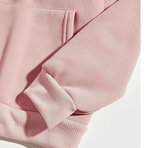Fournisseur de sweats à capuche surdimensionnés pour hommes et femmes, haute durabilité, streetwear d'hiver haut de gamme, fabrication flexible avec MOQ faible - Product Image 4