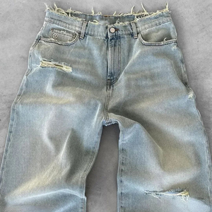 Jeans de mezclilla de cintura media, pierna ancha, desgastados y rotos, de algodón, corte holgado, para hombre, informales, para verano y otoño, ecológicos, en negro y azul claro. - Product Image 4