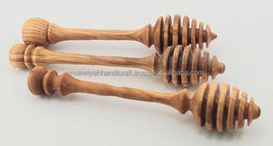 Meilleure qualité bois miel louche bâton personnalisé gravé et taille fête de mariage faveurs cadeaux couleur naturelle - Product Image 2