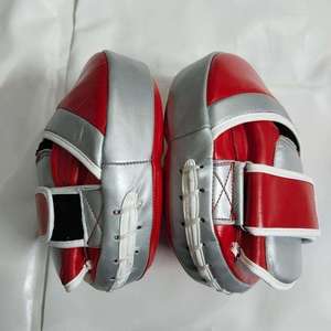 Cible de frappe de boxe sur mesure en cuir de haute qualité avec sangle de poignet réglable – Cible de frappe professionnelle - Product Image 4