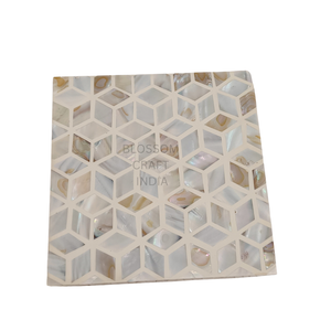 Exquisita Caja Decorativa con Incrustaciones de Hueso, Organizador de Almacenamiento de Madera Hecho a Mano de Primera Calidad, Elegante Accesorio de Lujo para el Hogar - Product Image 4