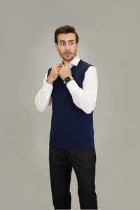 Gilet sans manches en tricot bleu marine pour homme, couleur unie, col en V, style automne, coupe classique, 100% acrylique - Product Image 2