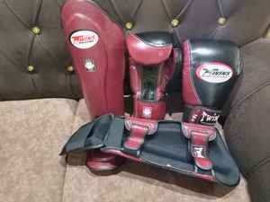 Customized Twins Boxing <b>Gloves</b> And Shin Guard Set Real Cowhide Leather Adjustable Wrist Strap Martial Arts Gear Adult Size - Product Image 1