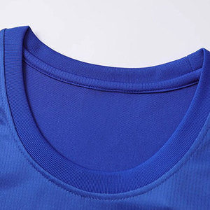 Tenue de basketball unisexe respirante, grande taille, personnalisée et imprimée, de haute qualité pour le sport - Product Image 3