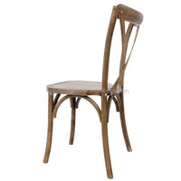 Chaises modernes en bois massif à dossier croisé, durables, pour la location en gros, idéales pour les mariages, les fêtes et les banquets