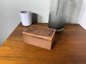 Luxury Glossy Lacquer Wood Watch Sunglasses Box with Skylight Window European American Executive Desktop Organizer Case - Product Image 5