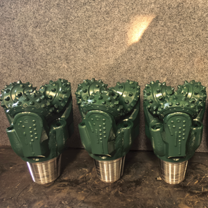 <span class=keywords><strong>Tri</strong></span> nón con lăn <span class=keywords><strong>bit</strong></span> cao su kín cacbua vonfram chèn ba mũi khoan hình nón cho sự hình thành cứng - Product Image 2