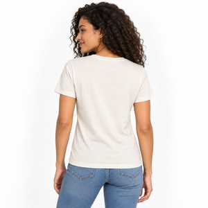 Camiseta para mujer, ligera, cómoda, de material suave y movimiento flexible para el estilo de vida diario, viajes y actividades informales. - Product Image 5