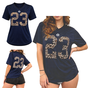 Jersey de Fútbol Americano Personalizable para Mujer, Cuello en V, Malla, Diseño de Leopardo con Número, Estilo Urbano, Corte Holgado, Top Deportivo, Proveedor OEM ODM - Product Image 1