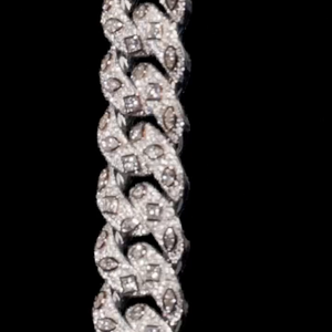 Chaîne cubaine personnalisée de 18 mm plaquée rhodium et sertie de pierres |   Argent sterling 925 |   Diamants Moissanite VVS |   Bijoux Hip Hop Cadeau - Product Image 2