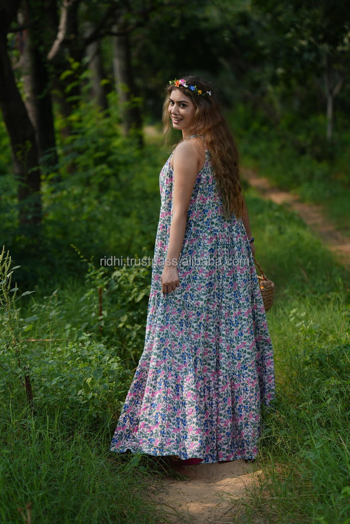 สีชมพูสีเขียว &amp; สีน้ำเงิน