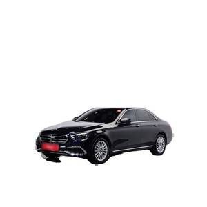 Mercedes-Benz E220d 4MATIC Exclusive Clase E 2023 con 19,928 km, Diésel, Automático, Asientos de Cuero, Cámara Trasera, Volante a la Izquierda - Product Image 1