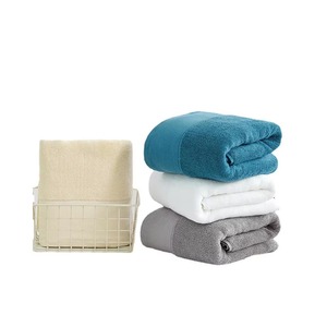 Toalla de Playa Plegable de Lujo para Verano, Antiarena, Suave, Grabada, Venta al por Mayor, Personalizable - Product Image 6