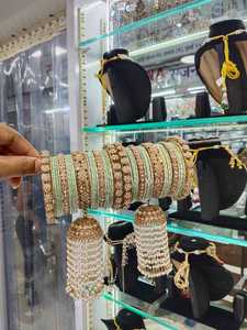 Indian Bridal Kundan <b>Bangles</b> <b>Set</b> Green Beaded Alloy Gold Plated Wedding Jewellery Traditional Handmade Chooda - Product Image 5