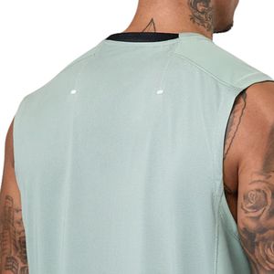 เสื้อกล้ามออกกำลังกายสีเขียวเซจสำหรับผู้ชาย เสื้อกีฬาแขนกุดสำหรับออกกำลังกาย ฟิตเนส เทรนนิ่ง ระบายอากาศ แห้งเร็ว - Product Image 5