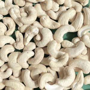 เม็ดมะม่วงหิมพานต์คุณภาพสูงมาตรฐาน ISO W240 ผลิตจากเวียดนาม ซานติโก - Product Image 1