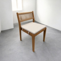Chaise de salle à manger en teck massif, chaise moderne en corde tressée avec coussin pour restaurant nordique de luxe, hôtel, projet Indonésie