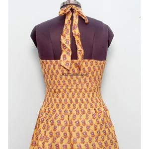 Fabricant et grossiste de robes maxi en coton indien imprimées de fleurs, à épaules dénudées, pour les fêtes d'été, respirantes - Product Image 6