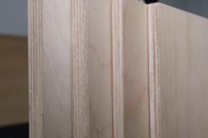 Contrachapado Ecológico de Primera Calidad Long Viet, Revestido con Chapa de Abedul, Núcleo de Madera de Caucho, Lijado por Ambos Lados - Product Image 4