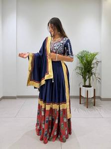 Traditional Indian Pakistani Women's Cotton Dress Set Navy Blue Red Embroidered Floor-Length Regular Fit All Seasons - Product Image 4