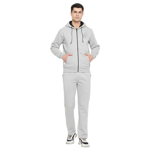 Ensemble de survêtement deux pièces pour homme avec logo personnalisé, en molleton technique, comprenant un sweat à capuche zippé et un pantalon de jogging - Product Image 1