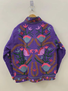 Chaqueta Bomber Bohemia Tejida con Cierre Frontal, Largo Regular, Transpirable para Invierno y Otoño, Estilo Étnico Artesanal de Jaipur - Product Image 2