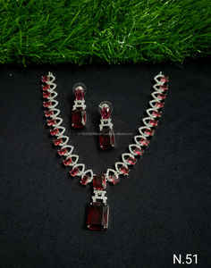 Classic American Diamond Bridal Jewelry <b>Set</b> Two-Piece <b>Necklace</b> <b>and</b> <b>Earrings</b> for Wedding Fashionable Classic Style - Product Image 3