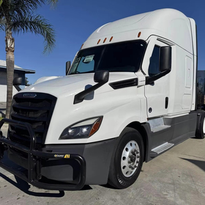 Tracteur routier diesel poids lourd 6x4 avec cabine couchette pour le transport sur autoroute et longue distance - Product Image 2