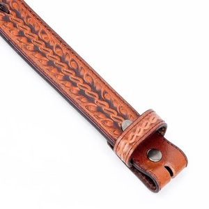 Cinturón de cuero genuino hecho a medida, estilo occidental, con hoja grabada a mano, cinturón de cuero repujado para hombre con botón a presión. - Product Image 2