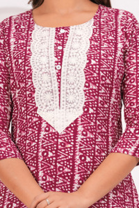 Elegante Kurta de Algodón Estampado Rojo para Mujer, Corte Holgado, Largo Midi, Estilo Tradicional Indio, Ropa Étnica Informal - Product Image 1