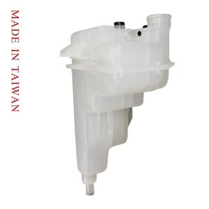 Tanque de Expansión de Refrigerante Chin Lang Nuevo para Hilux Diésel 15'~ OEM # 16470-0L081 - Product Image 1