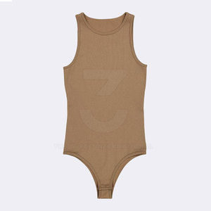 Combinaisons de sport pour femmes de couleur unie, de haute qualité et tendance, conçues avec un tissu haut de gamme pour des tenues élégantes au quotidien, respirantes - Product Image 2