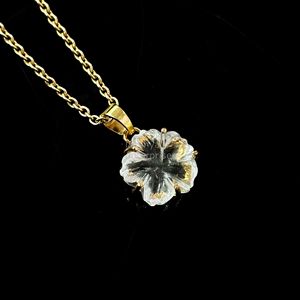 Colgante de flor de cuarzo de cristal natural tallado, collar de piedra preciosa, colgante de flor de cuarzo natural, regalo para mujer, fabricación de joyas - Product Image 5