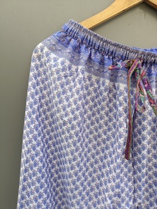 Ensemble pyjama palazzo en mousseline florale à manches cloche et col en V pour femme, tenue de nuit respirante, tunique à nouer devant, cadeau pour elle - Product Image 4