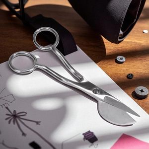 Tijeras con mango curvado doblemente plegado tipo pico de pato, aprobadas por ISO, para bordado, tela, arte y manualidades. - Product Image 4