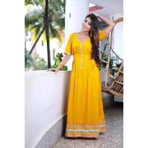 Robe Gotta Jaune Riche Respirante et Simple, Taille Naturelle, Idéale pour les Occasions Quotidiennes, Taille XS - Product Image 5