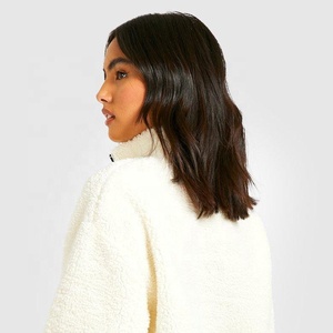 Sweat à capuche zippé personnalisé en polaire Teddy épais pour femme, style manteau de mode, coupe oversize, brodé de strass, effet délavé - Product Image 4