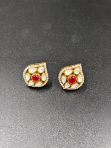 Pendientes de Plata Chapados en Oro con Flores y Piedras Rojas Dobles de Amaira Jewels para Mujer, Joyería para Fiestas - Product Image 6