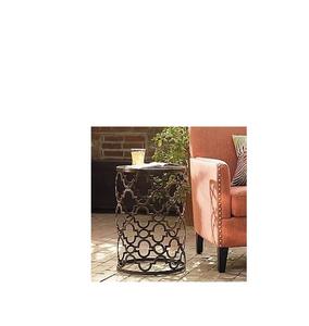 Table d'appoint en métal de qualité, fabriquée avec des matériaux robustes assurant des performances durables - Product Image 4