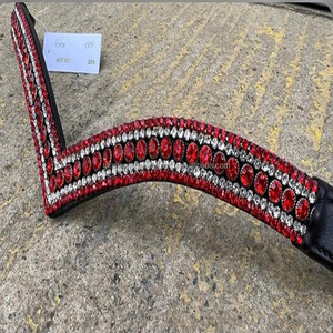 Banda para cejas de caballo de cuero inglés negro o marrón cosida a mano con cristales rojos y transparentes de 5 filas en forma de V en todos los tamaños y diseños personalizados - Product Image 3
