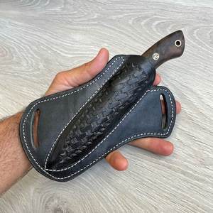 Couteau de camping artisanal en acier Damas avec manche en bois, lame à pointe tombante, outil de survie extérieur personnalisé - Product Image 5