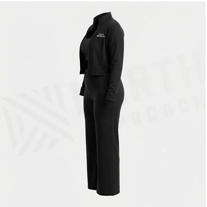 Ensemble de yoga 2 pièces noir uni, taille haute, longueur intégrale, haut court anti-transpiration avec col montant et manches trois quarts - Product Image 3