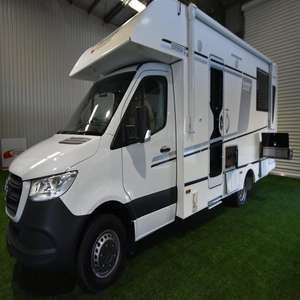 Compre Autocaravana Familiar de Lujo Usada 4x4, Casa Móvil de Fibra de Vidrio para Campamentos de Aventura, Viajes Todoterreno, Apta para 4-6 Personas - Product Image 1